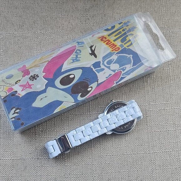 Disney Stitch Girl Wristwatch White Plastic Band Analog Quartz Wrist Watch NWT - Picture 8 of 10
